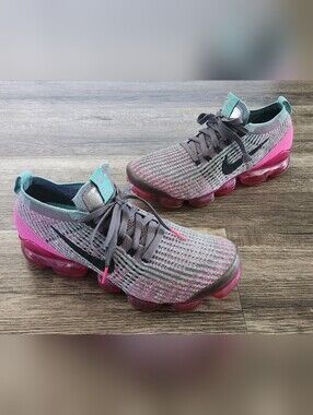 **RARE** Nike Air VaporMax Vapor Max Flyknit 3 Sz 9.5 Gunsmoke Grey Fuchsia Pink